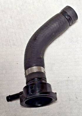 26800020a Harley-davidson Twin Cooled Coolant Fill Neck Oem