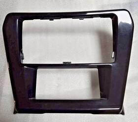 57200405 Harley-davidson 23 24 Cvo Street Glide Road Radiator Chin Spoiler New Oem