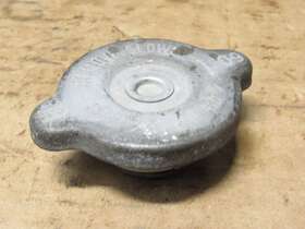 19045634003 Honda 1976 Gl1000 Goldwing Radiator Cap
