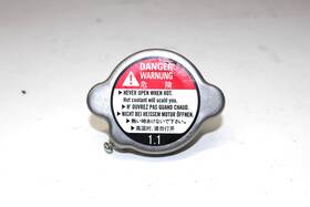 Bra-e2590-00-00 Yamaha 25 Yzf R3 Mt-03 Radiator Cap